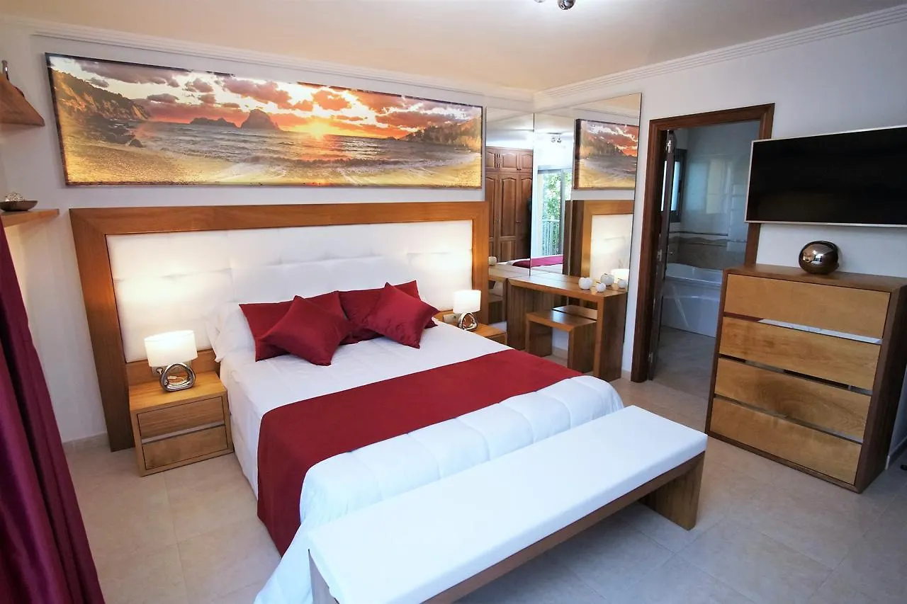 Villa Costa Ibiza Alquiler Anual